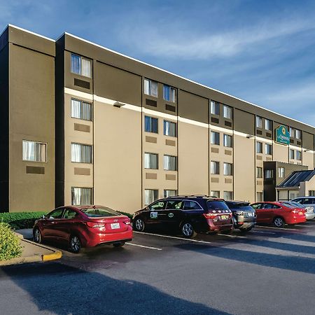 Hotel La Quinta By Wyndham Warwick Providence Airport Esterno foto