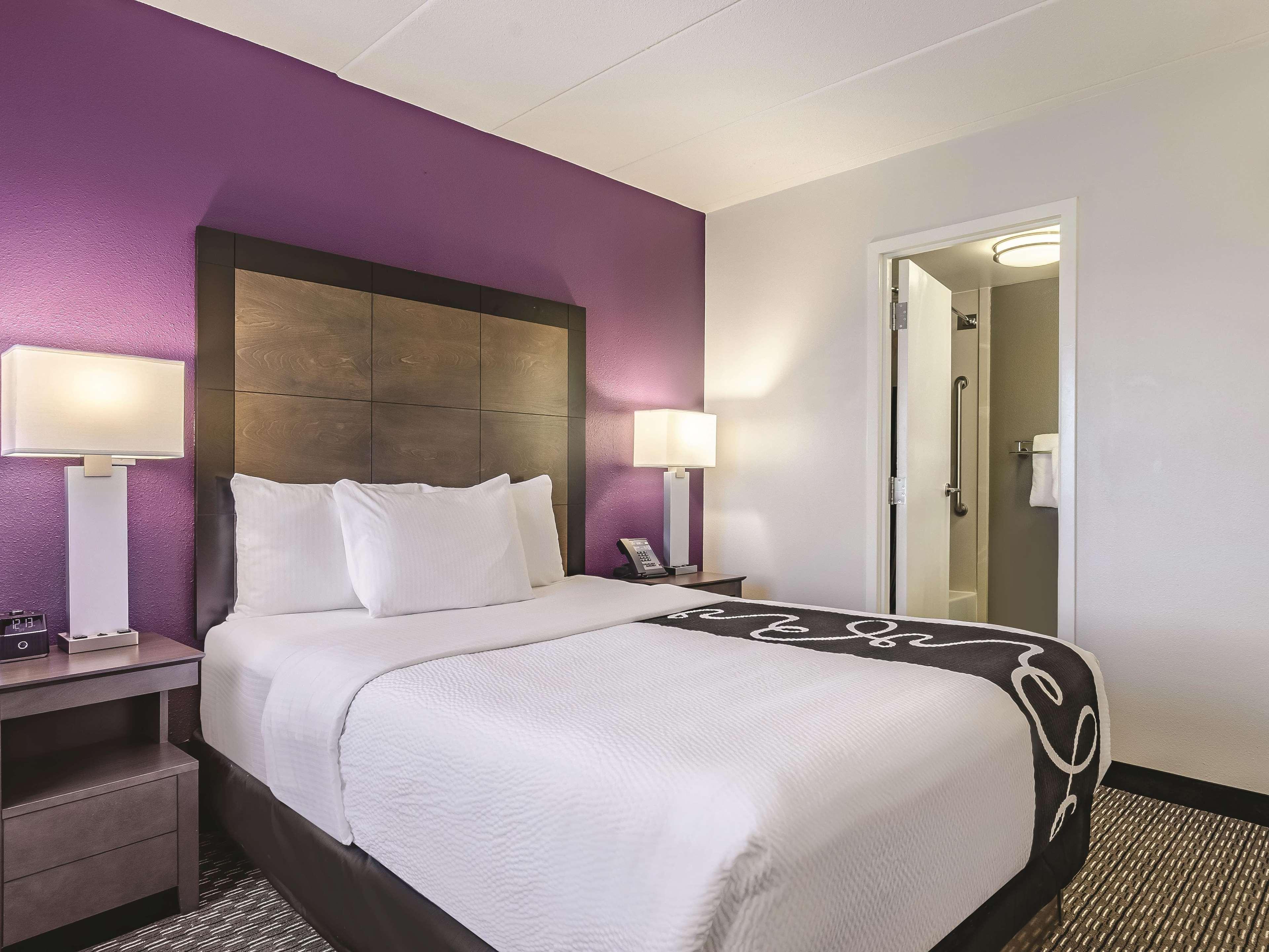 Hotel La Quinta By Wyndham Warwick Providence Airport Esterno foto