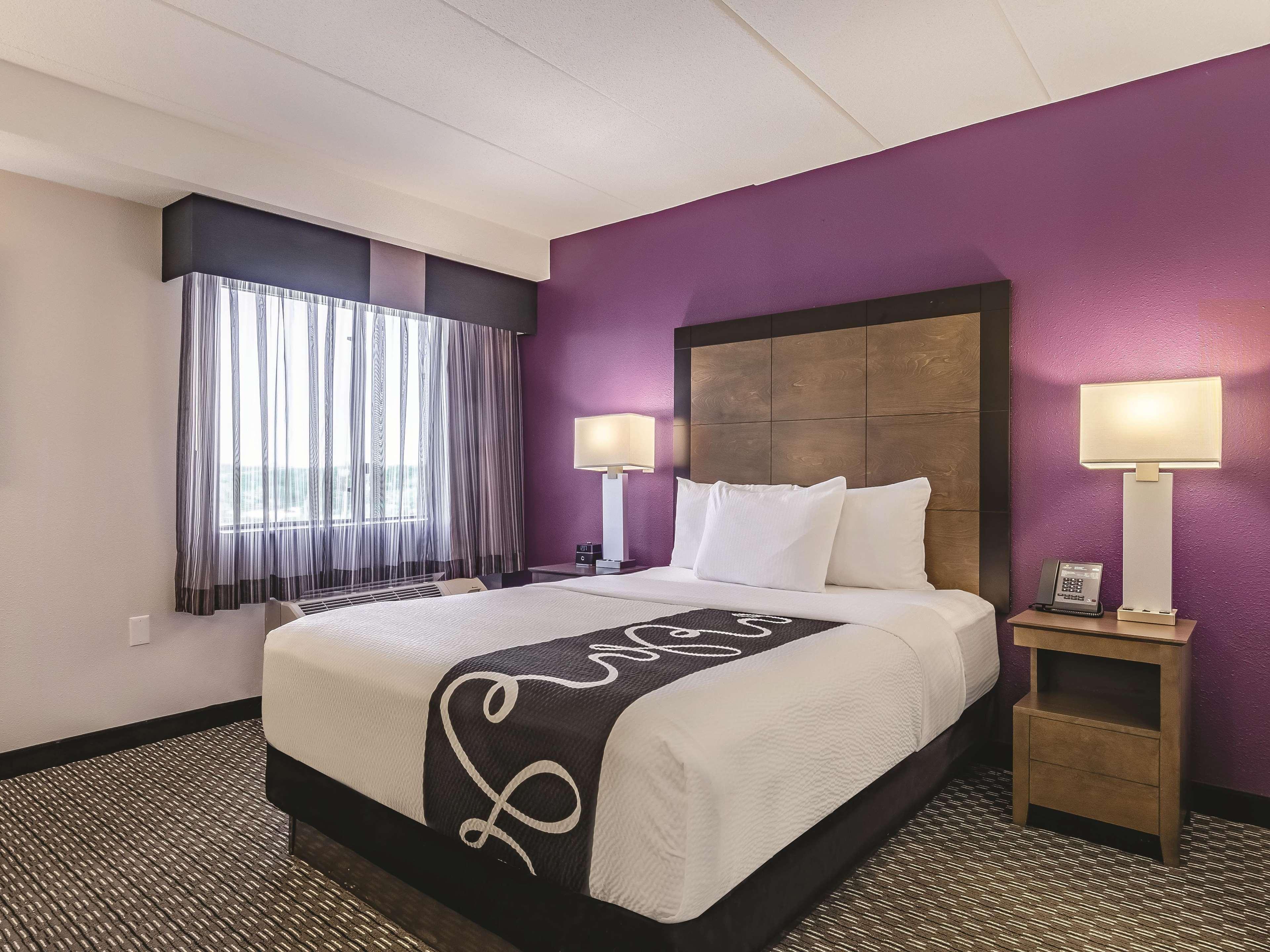 Hotel La Quinta By Wyndham Warwick Providence Airport Esterno foto