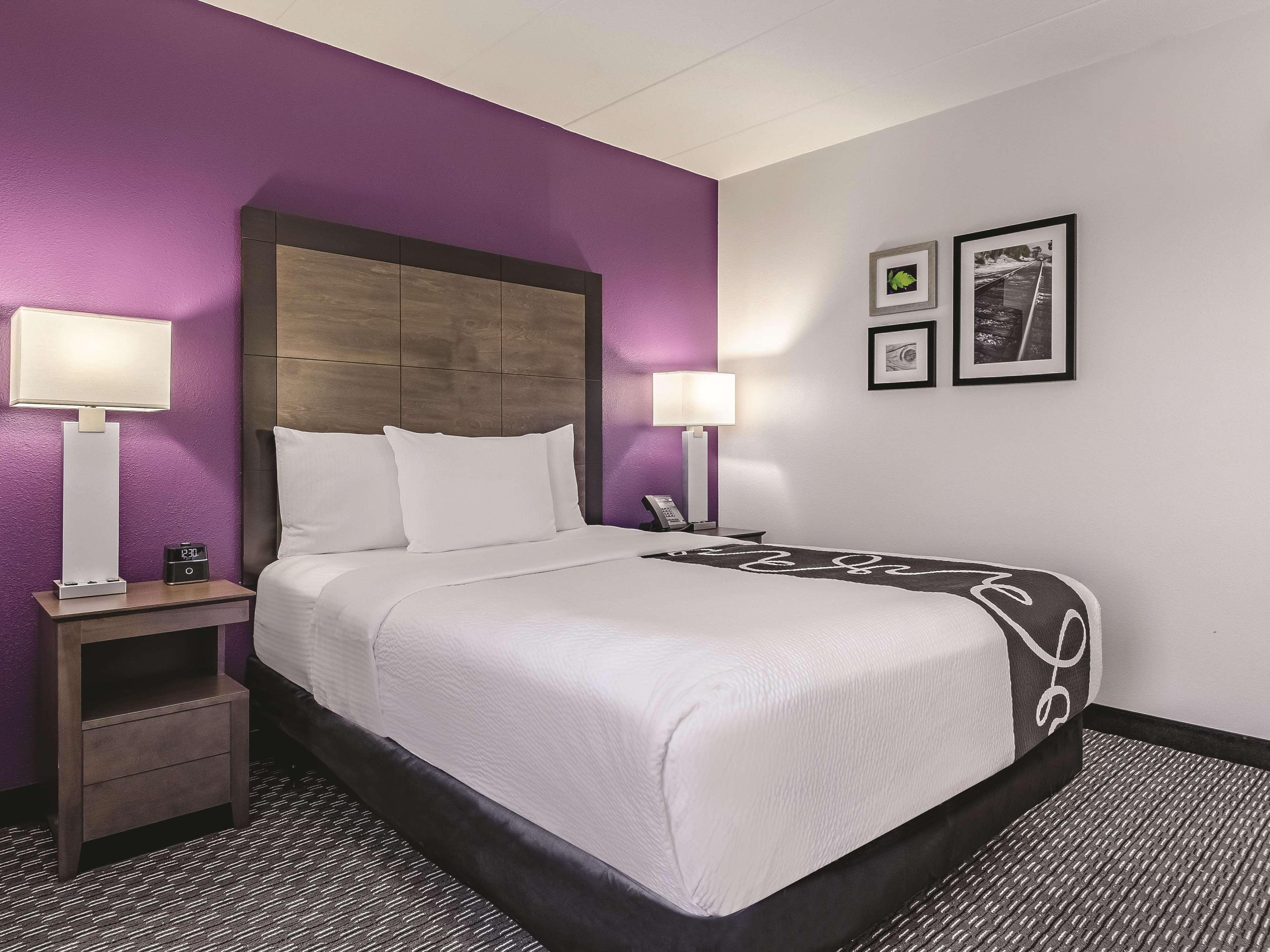 Hotel La Quinta By Wyndham Warwick Providence Airport Esterno foto