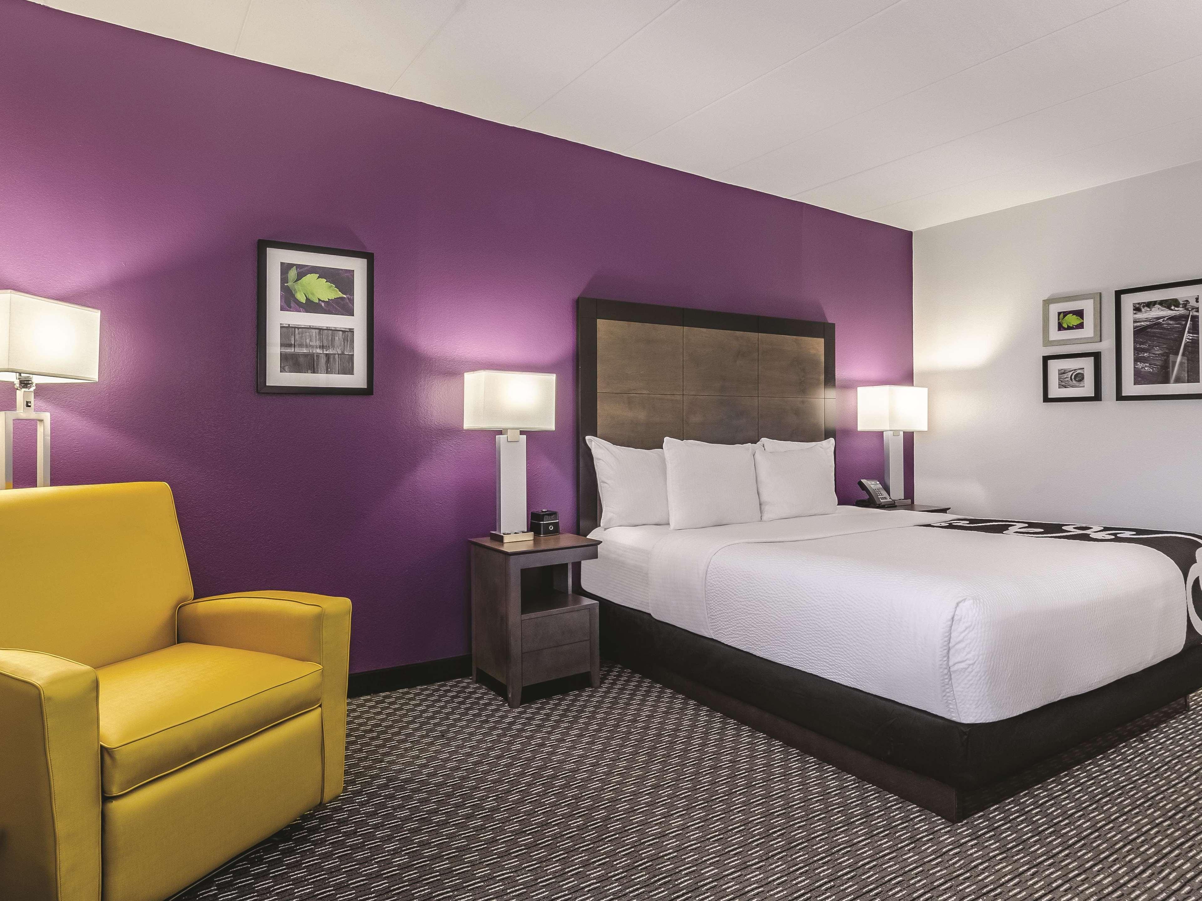 Hotel La Quinta By Wyndham Warwick Providence Airport Esterno foto