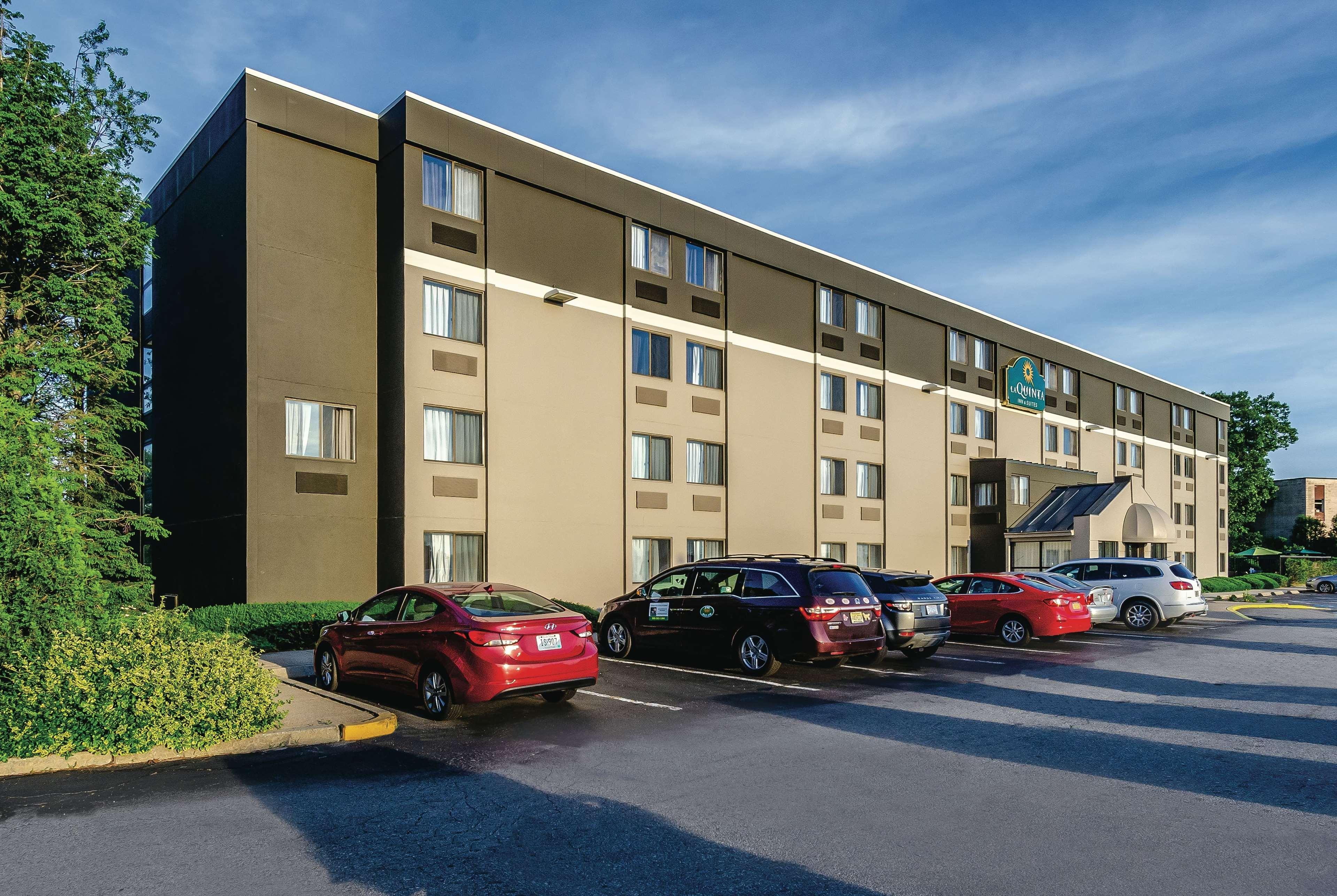 Hotel La Quinta By Wyndham Warwick Providence Airport Esterno foto