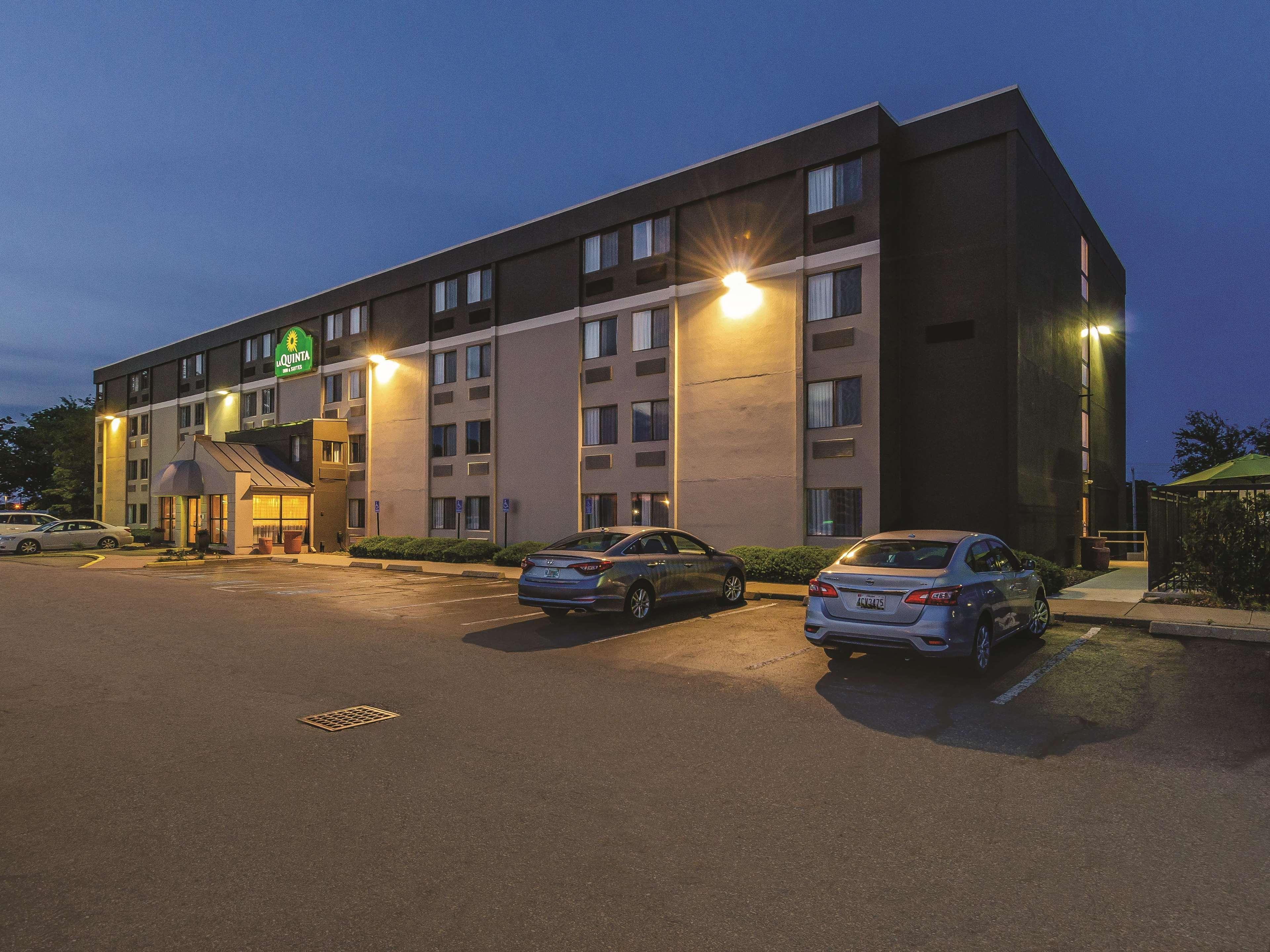 Hotel La Quinta By Wyndham Warwick Providence Airport Esterno foto