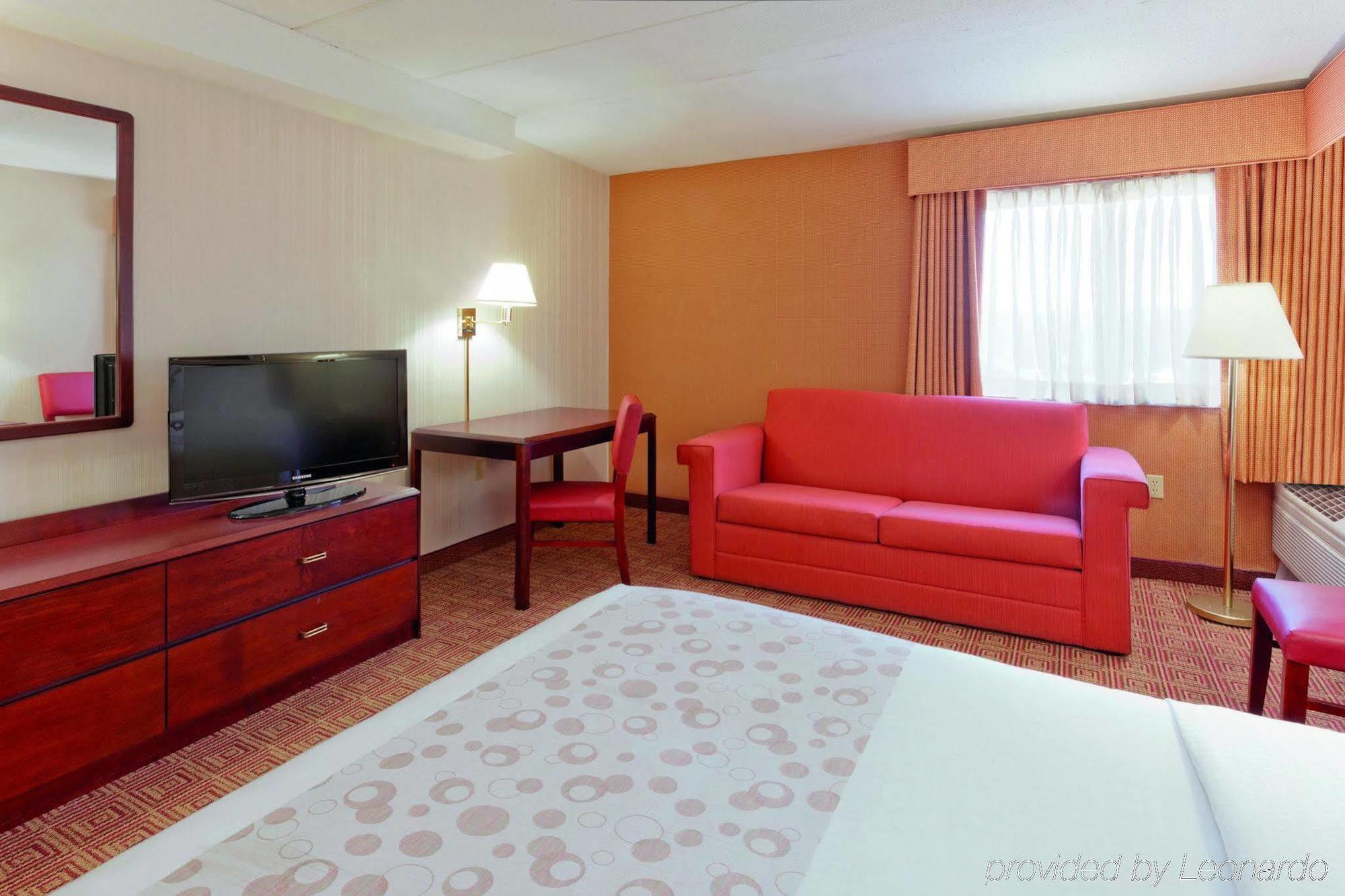 Hotel La Quinta By Wyndham Warwick Providence Airport Esterno foto