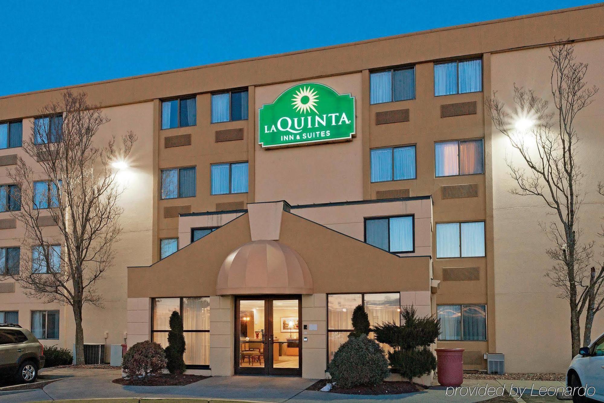 Hotel La Quinta By Wyndham Warwick Providence Airport Esterno foto